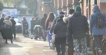 Stire din Actualitate : Cozi la băncile de alimente în Marea Britanie