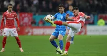 Stire din Sport : Craiova o învinge pe Dinamo și rămâne lider în Superligă