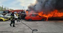 Stire din Eveniment : Incendiu de proporții la Regia de Transport: 15 vehicule arse