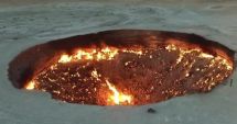 Stire din Actualitate : Turkmenistanul vrea să închidă „Poarta iadului”, un crater uriaș care arde de zeci de ani