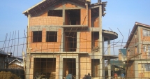 Stire din Economie : Crește numărul autorizațiilor pentru construcția locuințelor