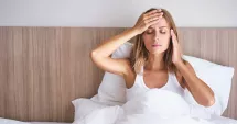 Stire din Sănătate : De ce vă doare creștetul capului și când ar trebui să vă îngrijorați