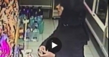 Stire din Eveniment : IMAGINI CAMERE SUPRAVEGHERE: Ce a făcut criminala de la metrou înainte de a o ucide pe tânără
