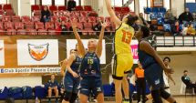 Stire din Sport : CS Phoenix-Știința a spart gheața. "Mulțumim suporterilor!"