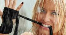 Stire din Fun : Cum se contrazic  două blonde