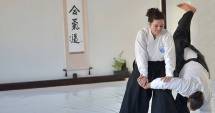 Cum te face Aikido o femeie mai puternică fără  să te coboare de pe… tocuri