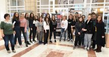 Stire din Cultură-Educație : Cum arată Revoluția din '89, în ochii tinerilor din ziua de azi