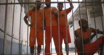 Stire din Actualitate : Cum a scăpat  un violator  de închisoare, din neatenția juraților