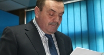 Stire din Eveniment : Cum circula șpaga  la Apele Române.  Fost director, cercetat pentru luare de mită