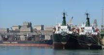 Stire din Economie : Cum le-a răspuns administrația portuară operatorilor care îi cer decapitarea