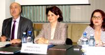 Stire din Economie : Cum ne informăm despre sursele de finanțare europeană