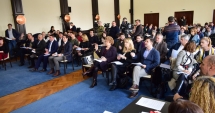 Stire din Politică-Administrație : Cum pot lua legătura constănțenii cu aleșii locali. Unde se fac sesizări