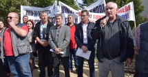 Stire din Economie : Cuponarii vor ataca în justiție numirea noului consiliu de administrație al Oil Terminal