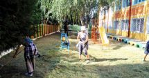 Stire din Social : Curățenie în curțile unităților școlare. Când vor fi gata lucrările