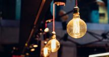 Stire din Social : Ce zone rămân luni, 10 aprilie, fără curent electric
