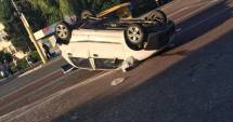 Stire din Eveniment : Accident rutier pe bulevardul IC Brătianu. Șoferul vinovat era băut!