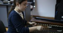 Stire din Cultură-Educație : Cursuri de ţambal la Centrul Cultural Judeţean „Teodor T. Burada”