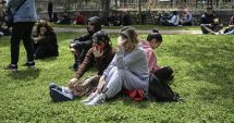 Stire din Actualitate : 151 de răniţi după ce au sărit de pe clădiri în timpul cutremurului, potrivit autorităţilor turce