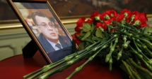 Stire din Actualitate : Rusia îl omagiază astăzi pe ambasadorul asasinat în Turcia