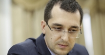 Stire din Social : Vlad Voiculescu, noi acuzații grave pe Facebook la adresa ministrului Bodog