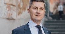 Stire din Politică-Administrație : "Demisia lui Negrescu se înscrie în logica în care PSD și ALDE tratează România"