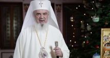 Stire din Social : Patriarhul Daniel, mesaj de sărbători transmis românilor: ”Să arătăm iubire smerită și darnică, să oferim daruri copiilor, dar și bătrânilor”