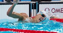 Stire din Sport : David Popovici își câștigă seria în proba de 100 de metri liber! Calificare în semifinale cu al treilea cel mai bun timp