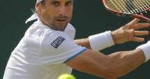 Stire din Sport : Tenis / David Ferrer l-a învins pe Stan Wawrinka în finala mică a turneului demonstrativ de la Abu Dhabi