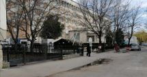 Stire din Eveniment : Zeci de cadre medicale infectate cu coronavirus, la un spital militar
