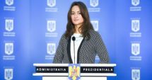 Stire din Politică-Administrație : DEMISIE NEAȘTEPTATĂ! Președintele rămâne fără purtător de cuvânt