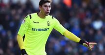 Stire din Sport : Costel Pantilimon, printre cei mai înalți fotbaliști din lume
