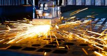 Stire din Economie : Prognoza INS: stabilitate în industrie, comerț și servicii până în februarie
