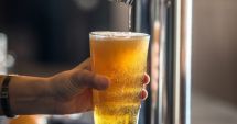 Stire din Social : Ce băuturi alcoolice preferă românii? IATĂ REZULTATELE UNUI STUDIU!