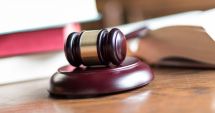 Stire din Eveniment : CCR: Nu există conflict juridic privind constituirea completurilor de judecată