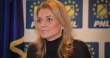 Stire din Politică-Administrație : Liberalii solicită schimbarea președintelui Senatului