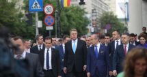 Stire din Eveniment : Sărbătoare cu cântec. Președintele și premierul, huiduiți și ovaționați la Iași!