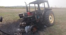 Stire din Eveniment : Tractoare arse în gospodărie! Nu se cunoaște cauza incendiului