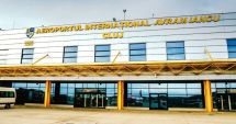 Stire din Eveniment : Stewardesă suspectă de coronavirus, transportată la spital