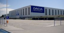 Stire din Economie : Dacia reia producția pe platforma industrială de la Mioveni
