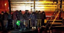 Stire din Eveniment : Migranți ascunși în automarfar, opriți la frontieră