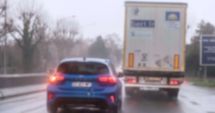 Stire din Eveniment : Infractori specializați în furturi din autocamioane în mers, în vizorul oamenilor legii