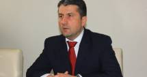 Stire din Politică-Administrație : Nevoiașii din Constanța vor primi pachetele înainte de Paște. Ce spune Decebal Făgădău
