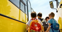 Stire din Cultură-Educație : Decontarea integrală a navetei,  în dezbatere publică