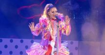 Stire din Cultură-Educație : Delia vă încântă cu show-ul "Mulțumesc, iubită mamă!"