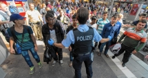 Stire din Actualitate : Demonstrații violente pro  și contra migranților, în Germania