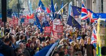 Stire din Actualitate : Deputații britanici au convenit să protejeze drepturile cetățenilor UE după Brexit