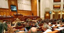Stire din Politică-Administrație : Deputații au eliminat prevederile  privind impozitarea bacșișului