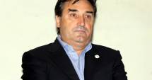 Stire din Politică-Administrație : Deputatul Mihai Lupu solicită Guvernului să pună în aplicare legea voucherelor de vacanță