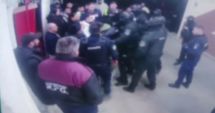 Stire din Eveniment : Descindere a forțelor speciale la spital. O înfruntare fizică a fost evitată la limită