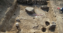 Stire din Social : Lucrări sistate la construcția unui bloc! Arheologii au descoperit locuințe  din perioada medievală